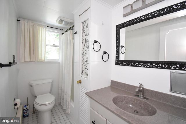 70 CENTRE ST, Haddonfield, NJ 08033