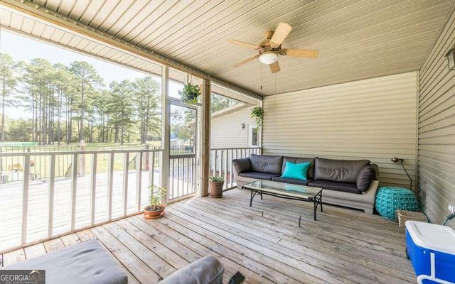 1058 David Mullis Road, Rentz, GA 31075