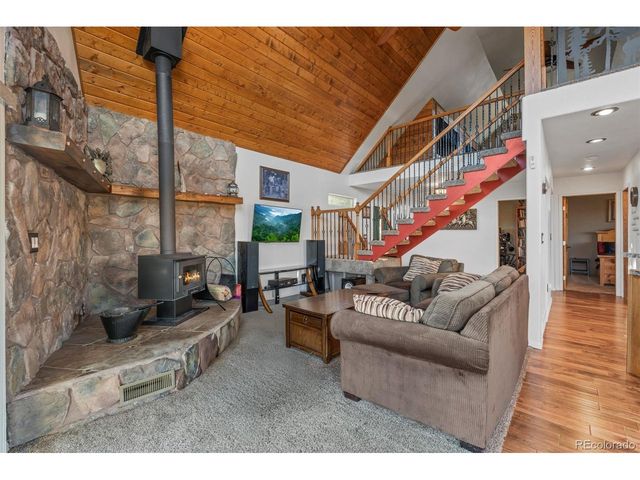 3631 Cr 33 Dr 33, Florissant, CO 80816