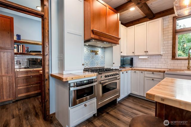 479 Fairway Drive, Friday Harbor, WA 98250