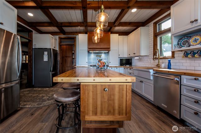 479 Fairway Drive, Friday Harbor, WA 98250