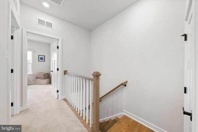 224 AVALON DR, Media, PA 19063
