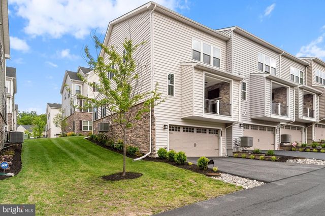 224 AVALON DR, Media, PA 19063