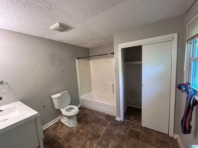 1224 LYNN ACRES DRIVE, Birmingham, AL 35215