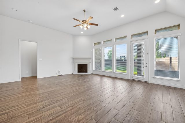 18202 Nisbet Crossing, Richmond, TX 77407