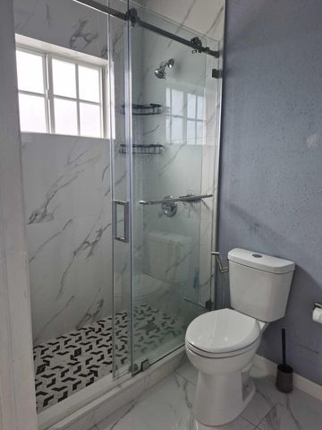 7211 NW 174th Terrace 203, Hialeah, FL 33015