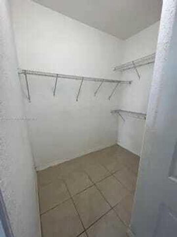 7211 NW 174th Terrace 203, Hialeah, FL 33015