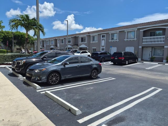 7211 NW 174th Terrace 203, Hialeah, FL 33015