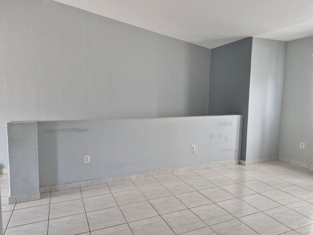 7211 NW 174th Terrace 203, Hialeah, FL 33015