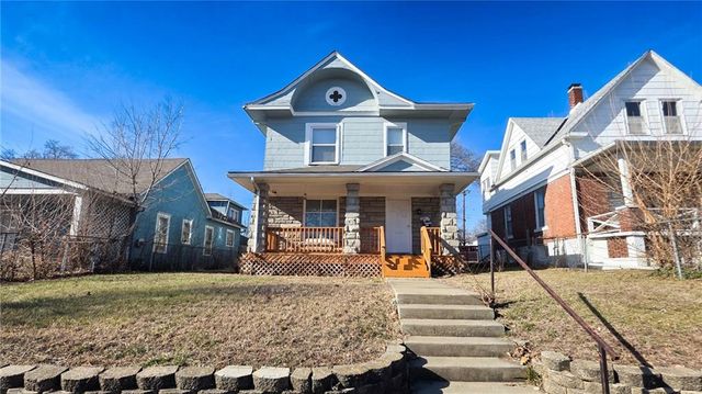 142 N BELLAIRE Avenue, Kansas City, MO 64123