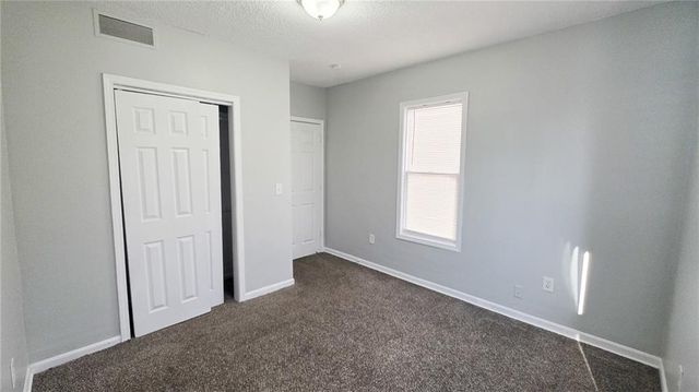 142 N BELLAIRE Avenue, Kansas City, MO 64123