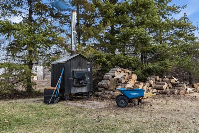 2658 Northwoods LANE, Port Washington, WI 53074