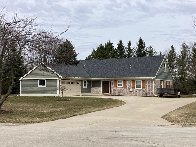 2658 Northwoods LANE, Port Washington, WI 53074