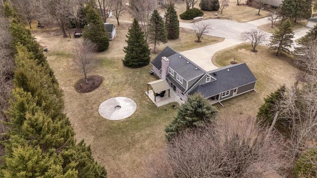 2658 Northwoods LANE, Port Washington, WI 53074