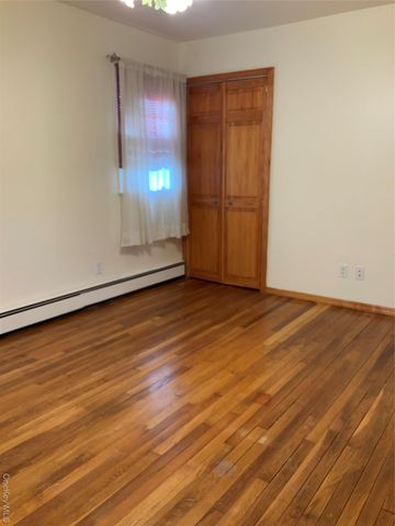 20 Gildare Drive, East Northport, NY 11731