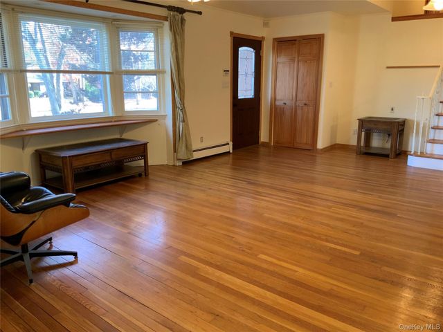 20 Gildare Drive, East Northport, NY 11731