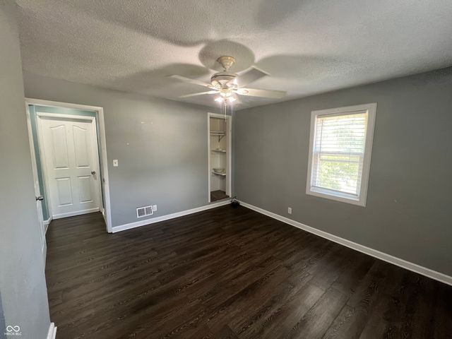 2536 Indianapolis Avenue, Indianapolis, IN 46208