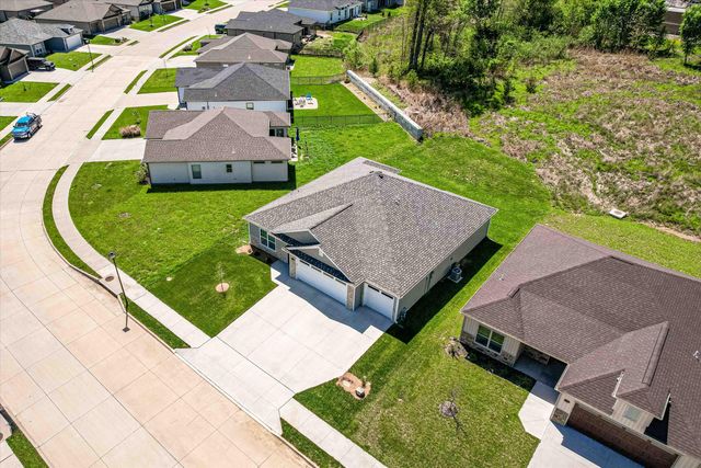 4069 W SNAPDRAGON DR, Columbia, MO 65203