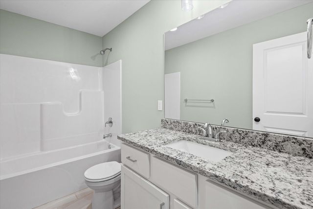 4069 W SNAPDRAGON DR, Columbia, MO 65203