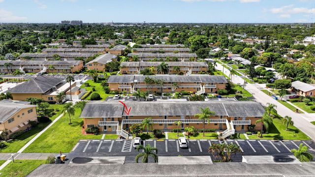 2182 NE 1st Way 202, Boynton Beach, FL 33435