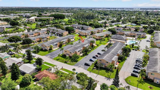 2182 NE 1st Way 202, Boynton Beach, FL 33435