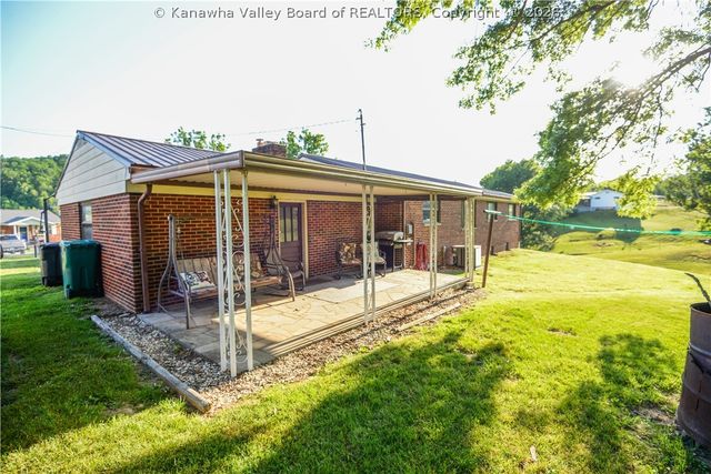5115 Dean Drive, Charleston, WV 25313