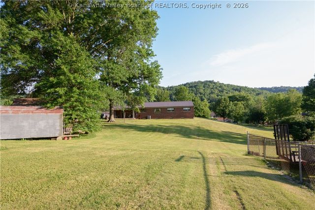 5115 Dean Drive, Charleston, WV 25313