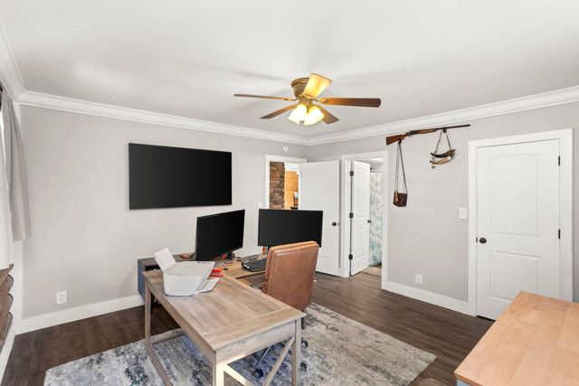 1300 Ridge Rd, Dickson, TN 37055