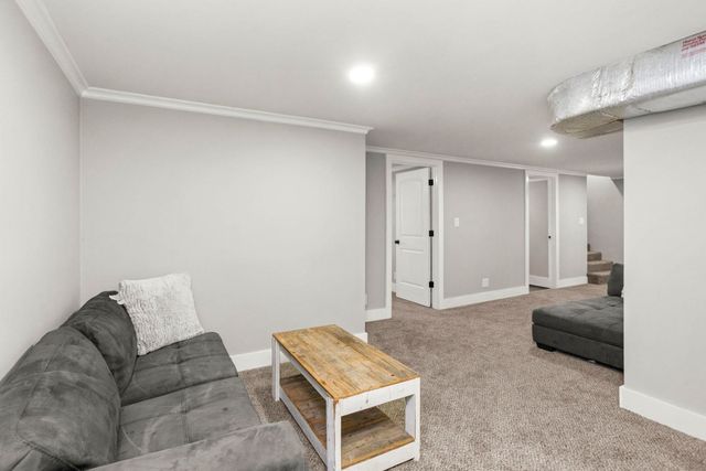 1300 Ridge Rd, Dickson, TN 37055