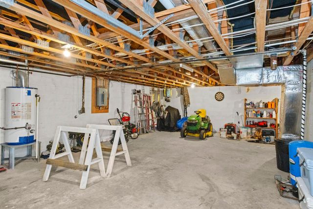 1300 Ridge Rd, Dickson, TN 37055