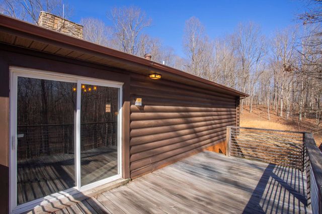 1300 Ridge Rd, Dickson, TN 37055