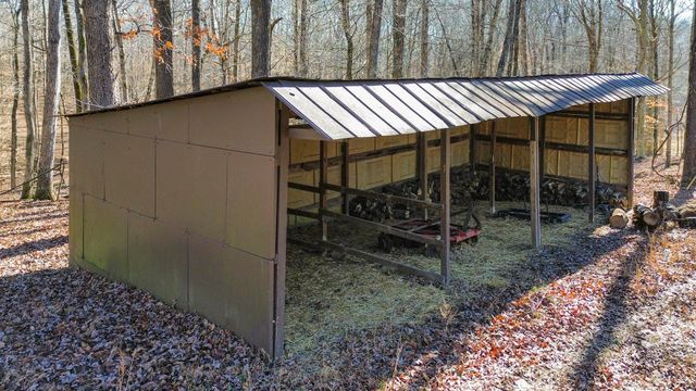 1300 Ridge Rd, Dickson, TN 37055