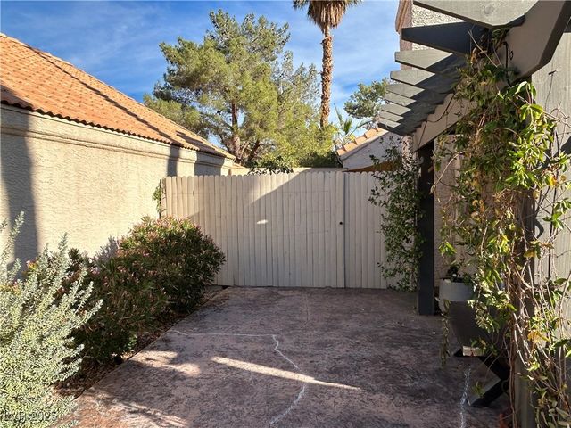 267 Westwind Road, Henderson, NV 89074