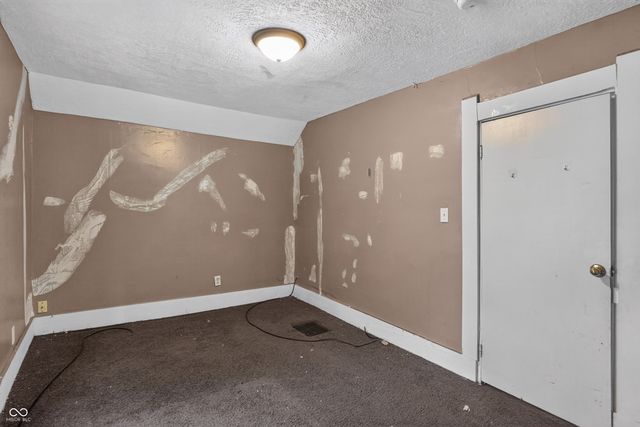 4640 W 73rd Street, Indianapolis, IN 46268