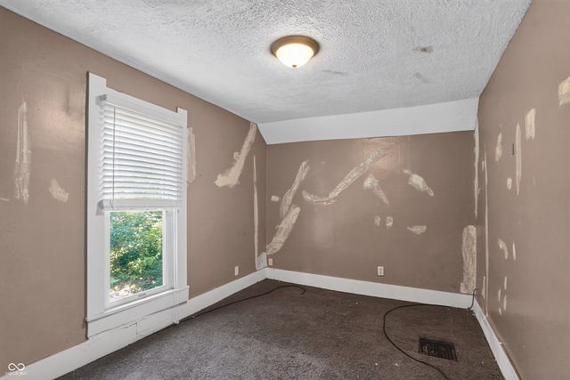 4640 W 73rd Street, Indianapolis, IN 46268