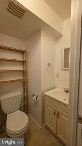 9529 CHERRY OAK CT, Burke, VA 22015