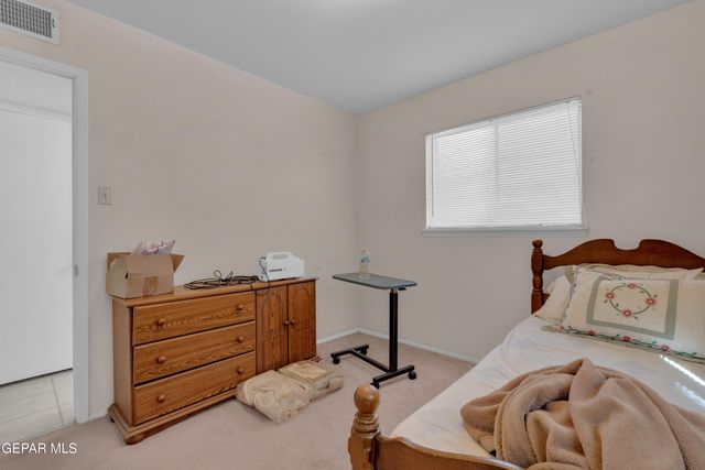 5704 sage ct Court, El Paso, TX 79924