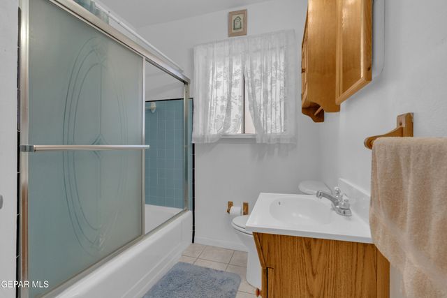 5704 sage ct Court, El Paso, TX 79924