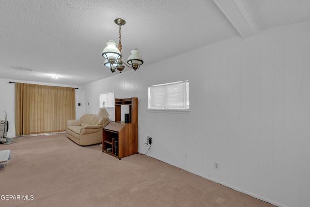 5704 sage ct Court, El Paso, TX 79924