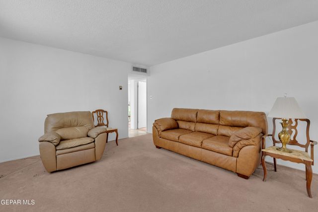 5704 sage ct Court, El Paso, TX 79924