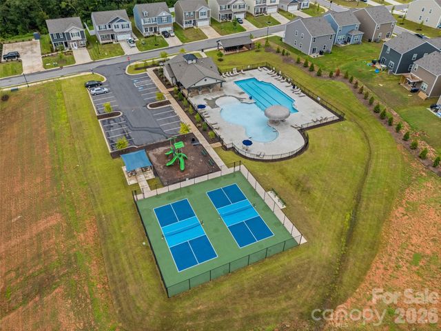 373 Court House Avenue, York, SC 29745