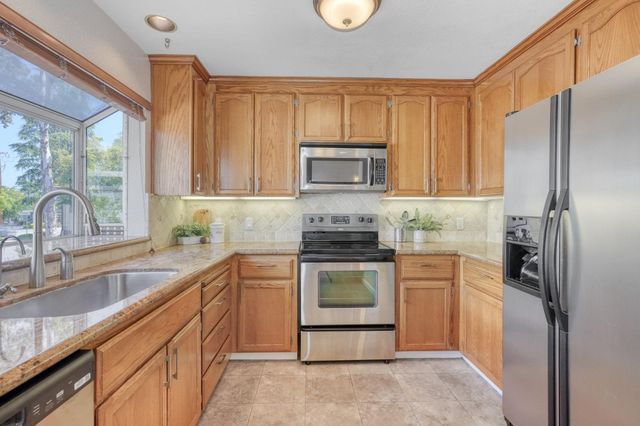 10 Arch Street, Redwood City, CA 94062