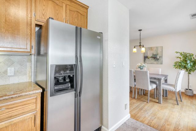 10 Arch Street, Redwood City, CA 94062