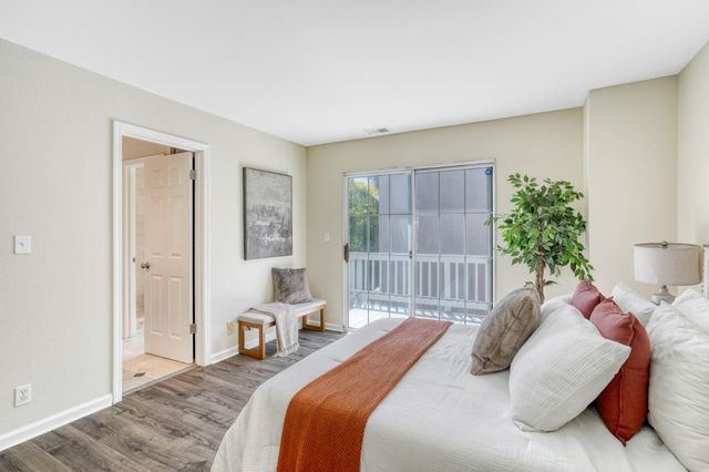 10 Arch Street, Redwood City, CA 94062
