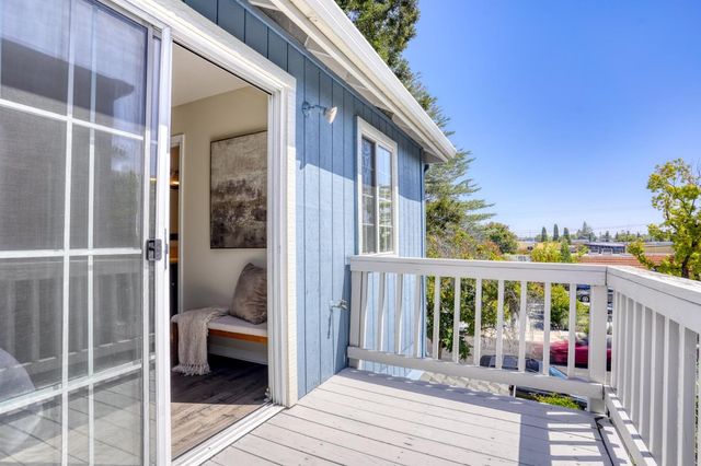 10 Arch Street, Redwood City, CA 94062