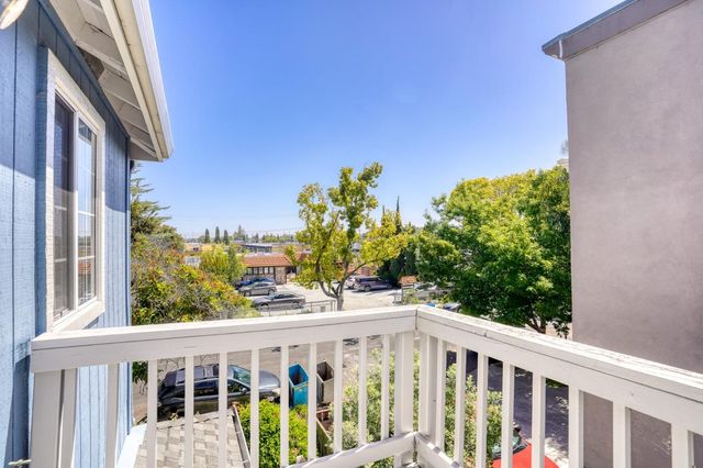 10 Arch Street, Redwood City, CA 94062