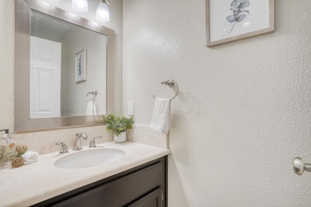 10 Arch Street, Redwood City, CA 94062