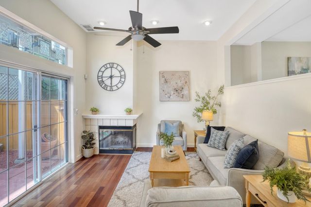 10 Arch Street, Redwood City, CA 94062
