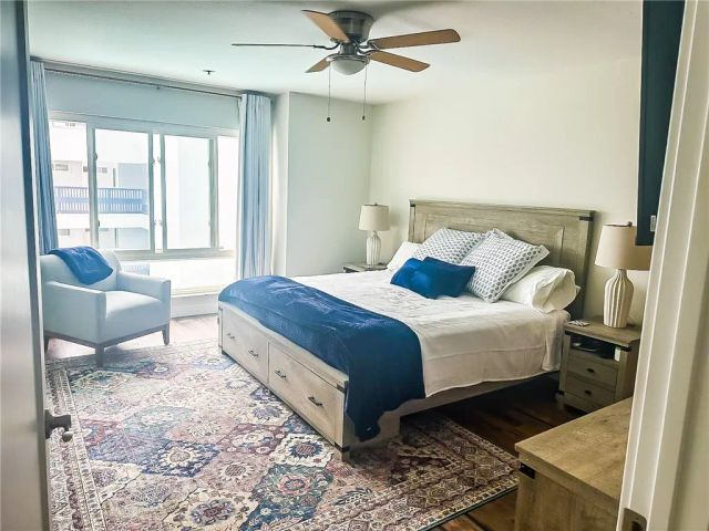910 N Pacific 40, Oceanside, CA 92054