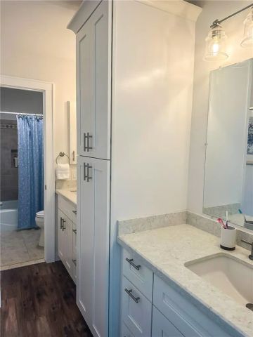 910 N Pacific 40, Oceanside, CA 92054